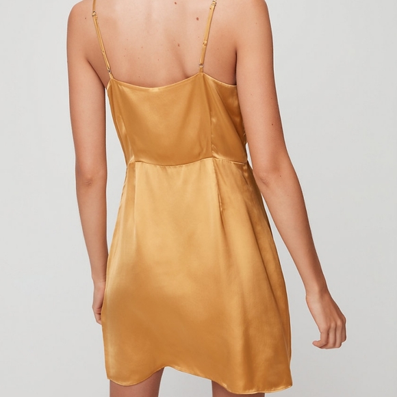 WILFRED Isabelle Dress Olive Beige Mini Silky Cupro Size 2 Aritzia - Picture 5 of 14